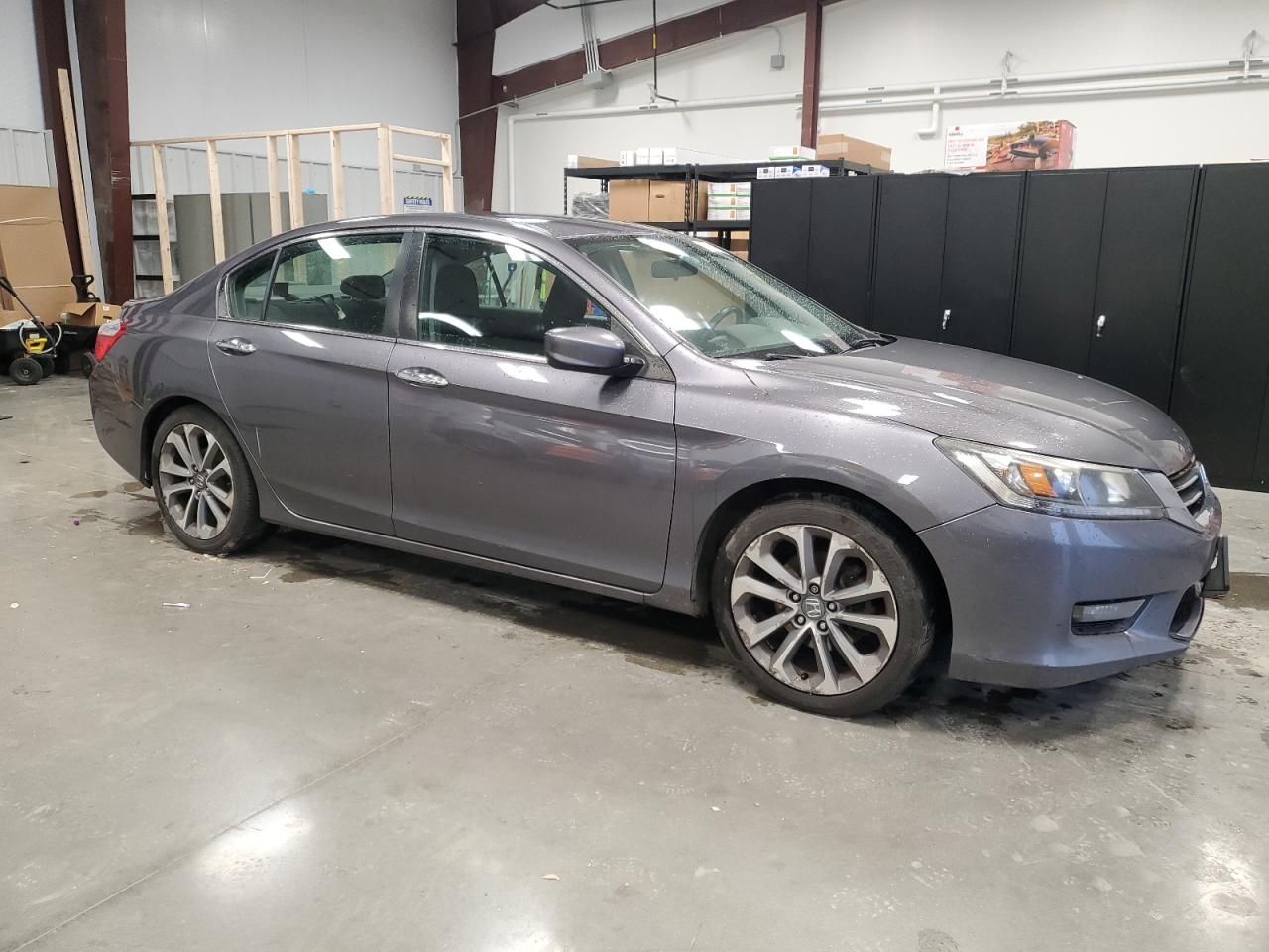 2015 Honda Accord - Image 4