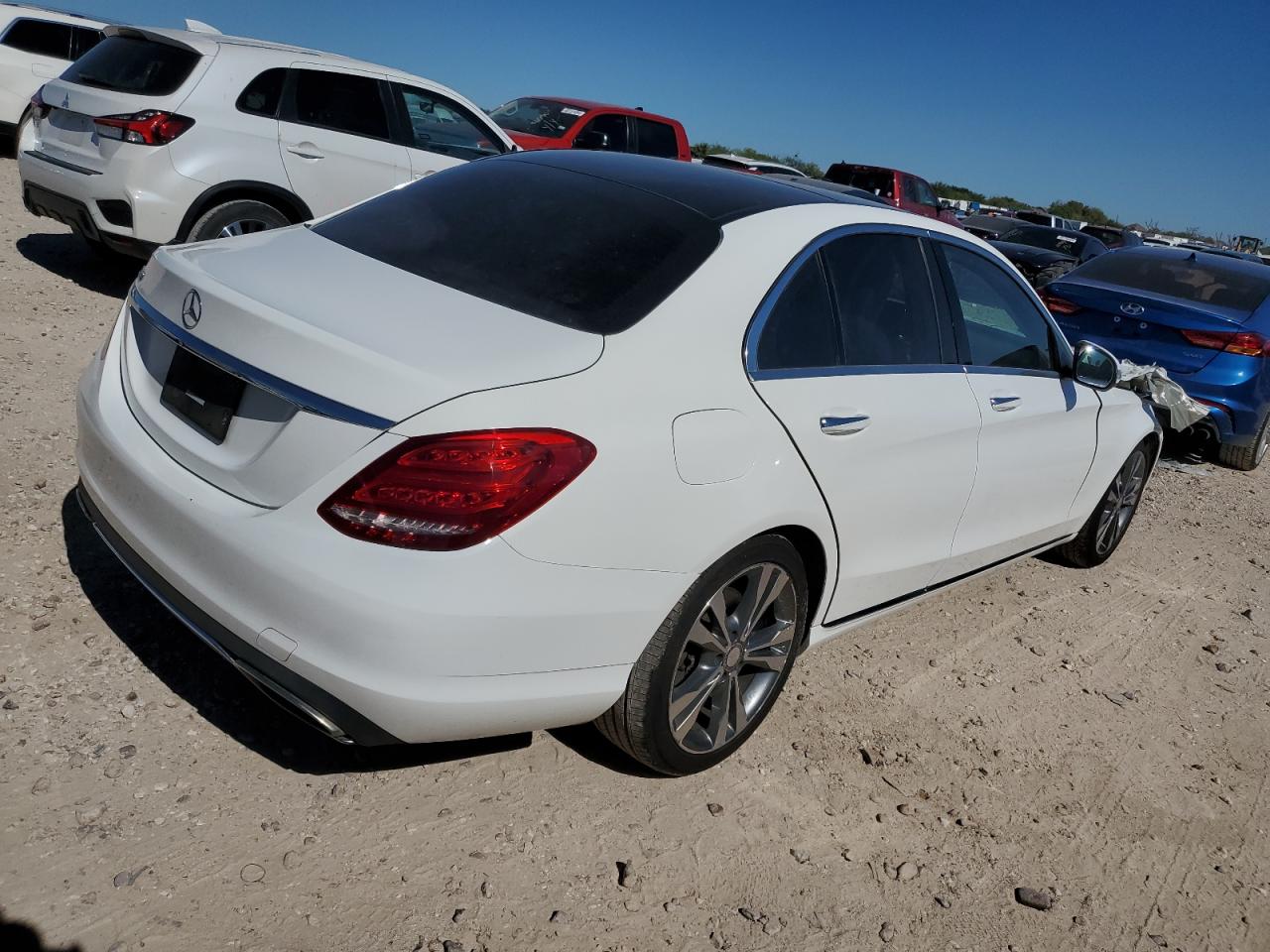 VIN 55SWF4JB3FU081908 2015 MERCEDES-BENZ C-CLASS no.3