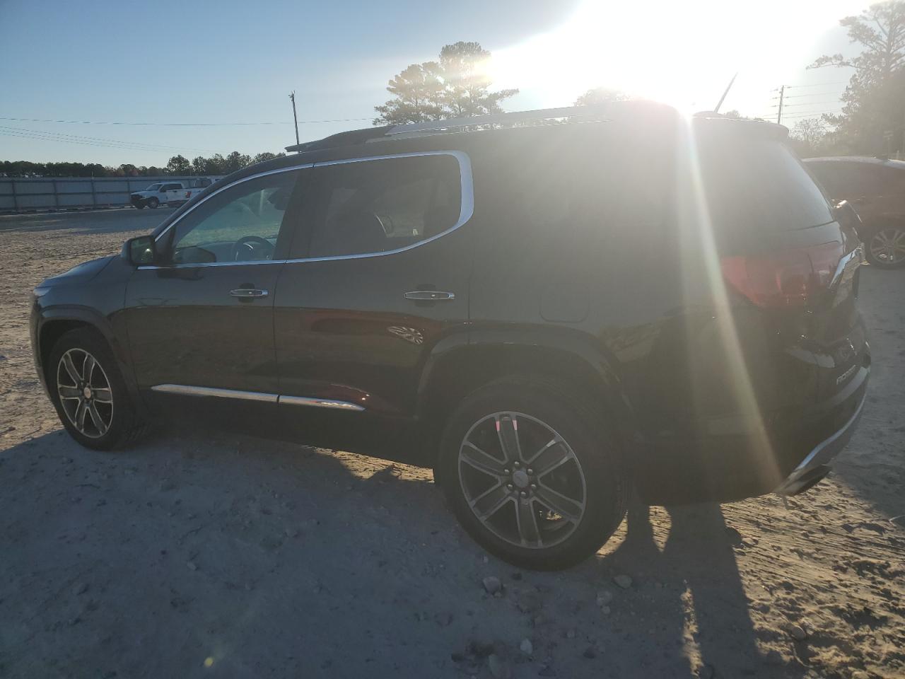 2017 GMC Acadia - Image 2