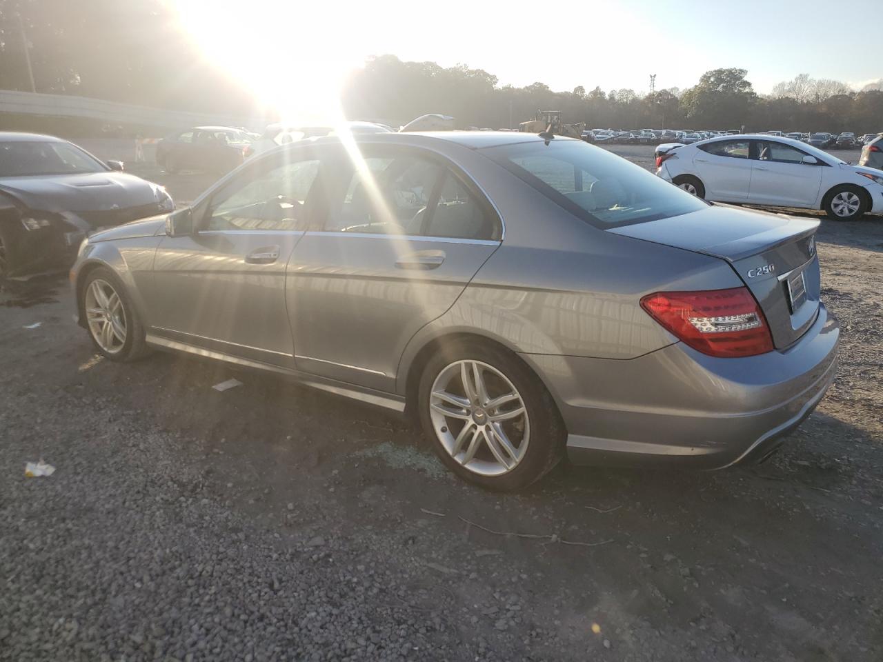 VIN WDDGF4HB6EA958335 2014 MERCEDES-BENZ C-CLASS no.2