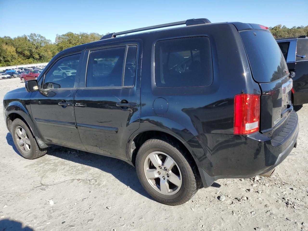 2011 Honda Pilot - Image 2