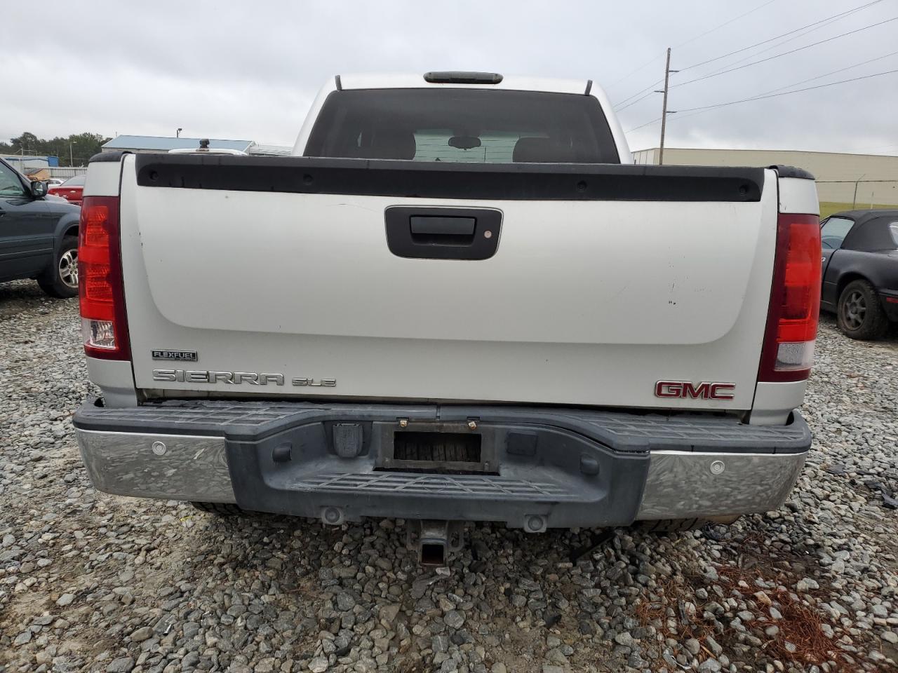 2011 GMC Sierra - Image 6