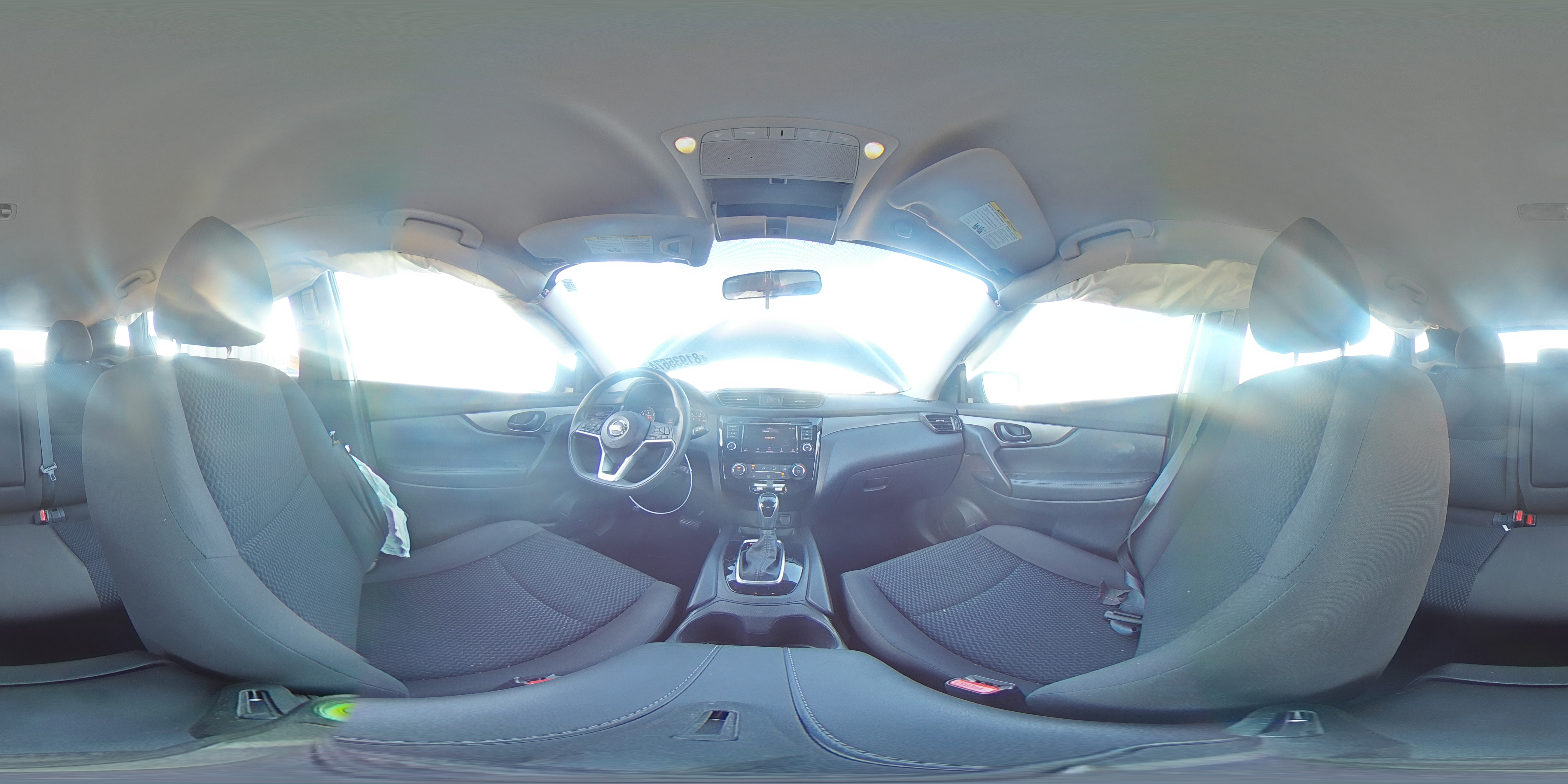 2019 Nissan Rogue - Image 13