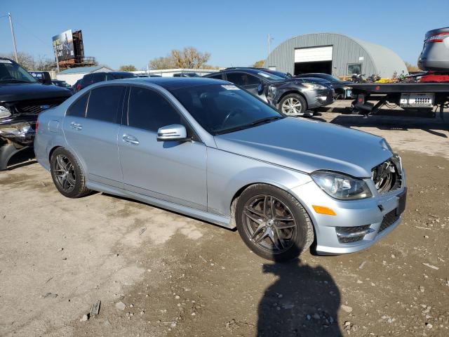 Седани MERCEDES-BENZ C-CLASS 2013 Сріблястий