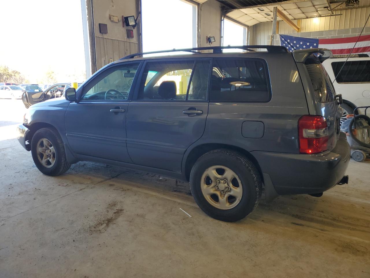 2007 Toyota Highlander - Image 2