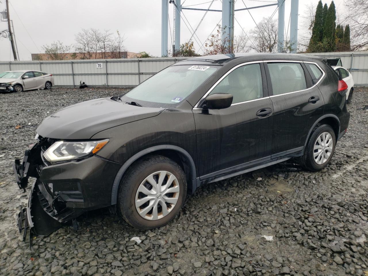 2017 Nissan Rogue - Image 1
