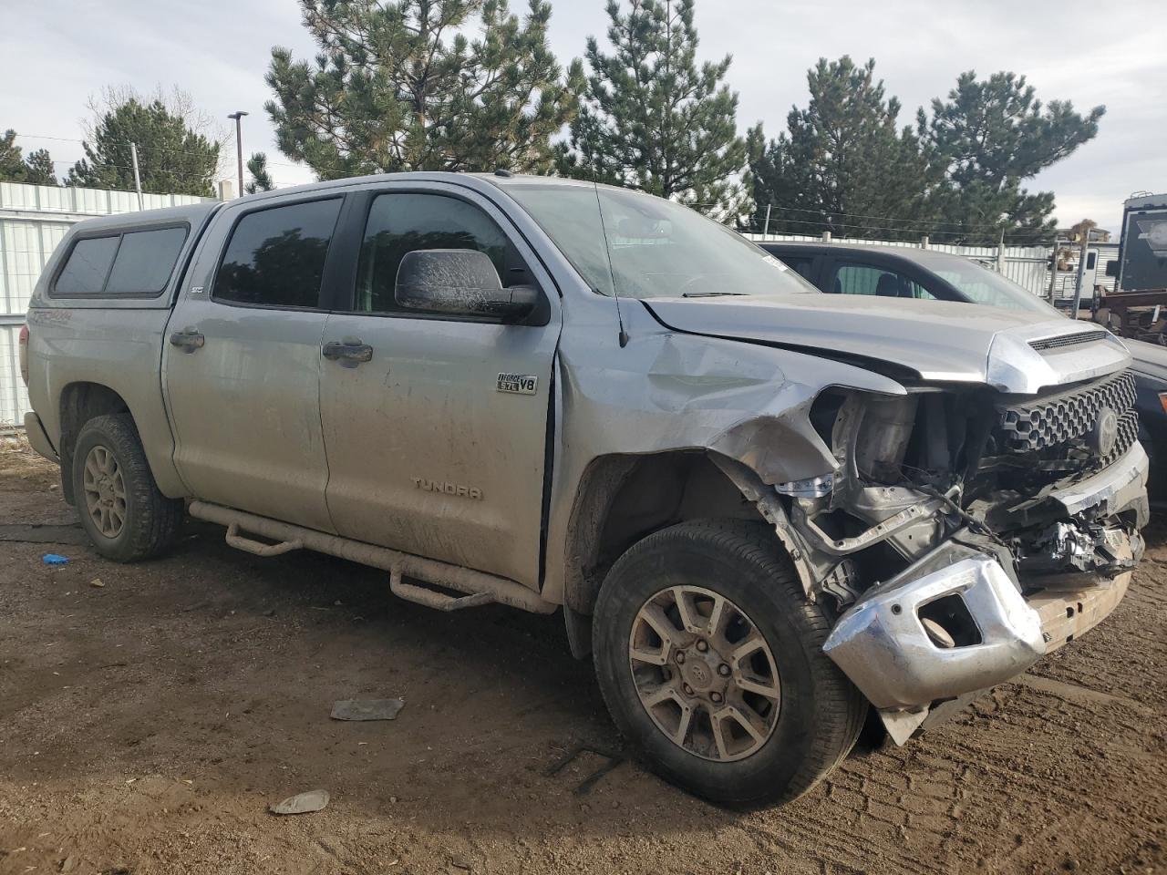 2018 Toyota Tundra - Image 4