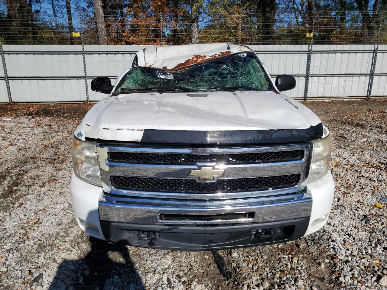 2011 Chevrolet Silverado - Image 5