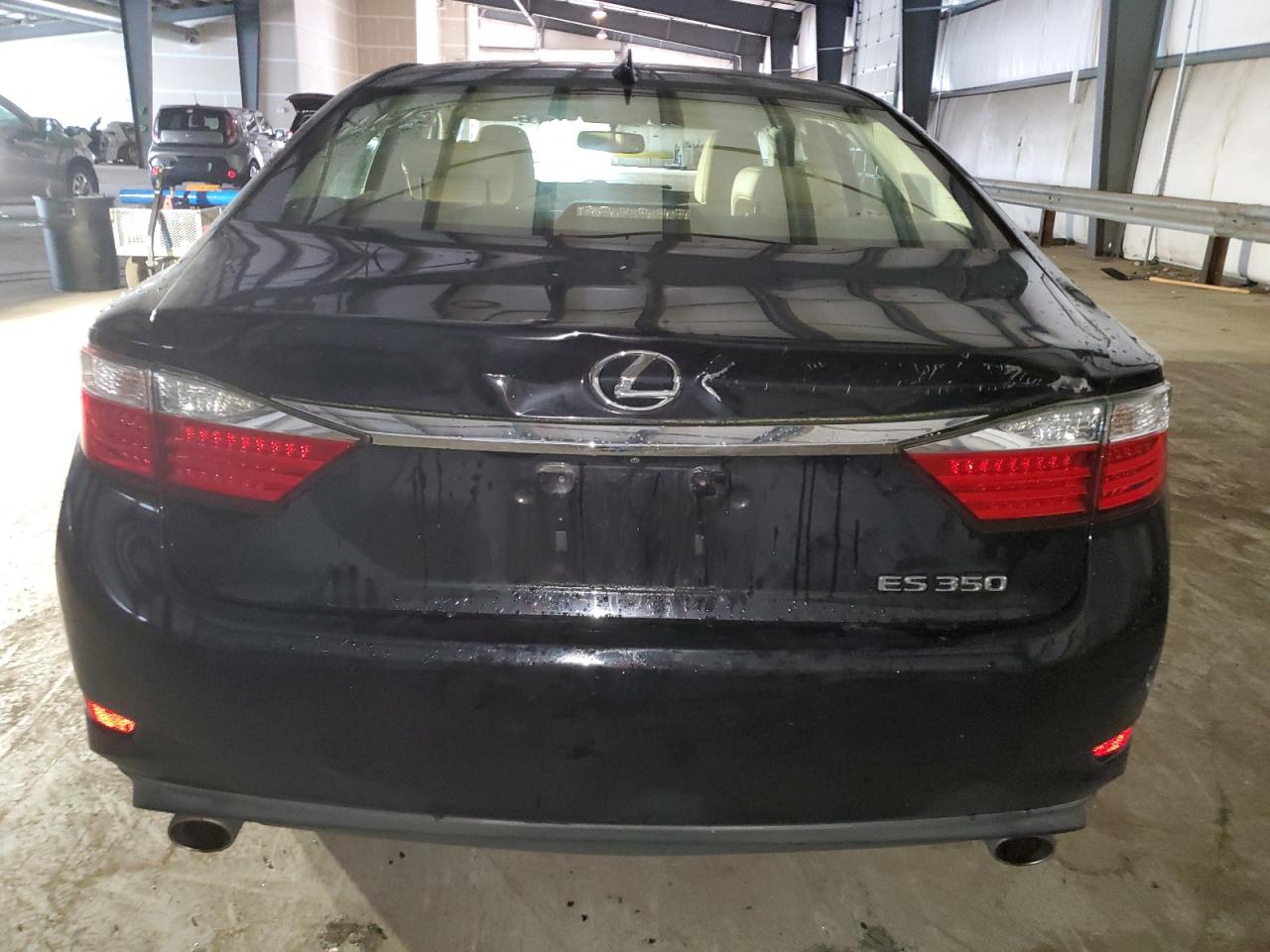 2015 Lexus ES - Image 6