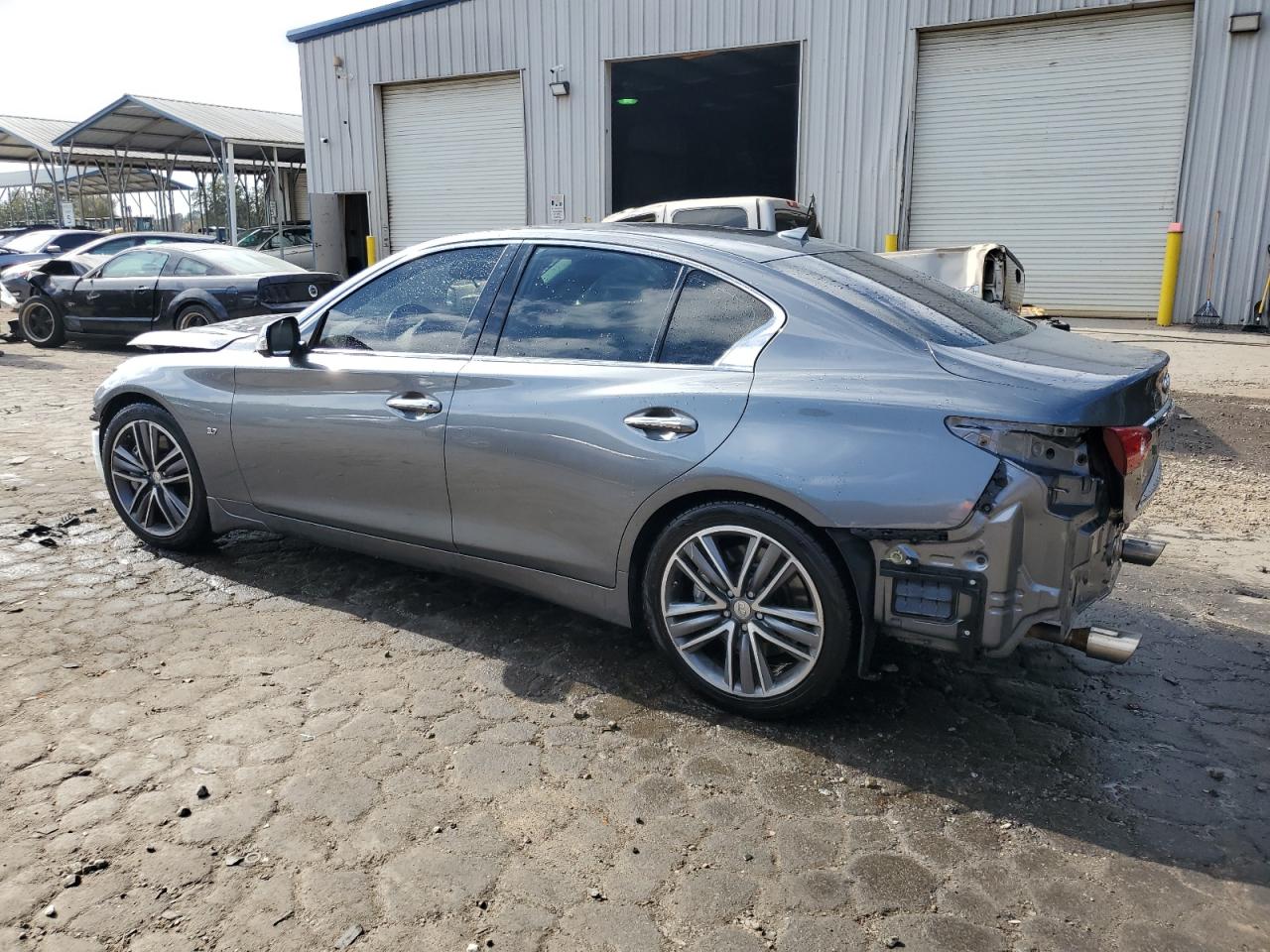 VIN JN1BV7AP7FM352138 2015 INFINITI Q50 no.2