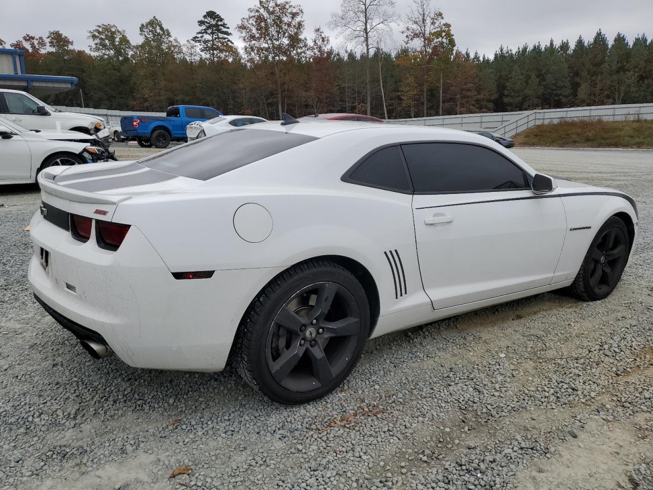 2010 Chevrolet Camaro - Image 3