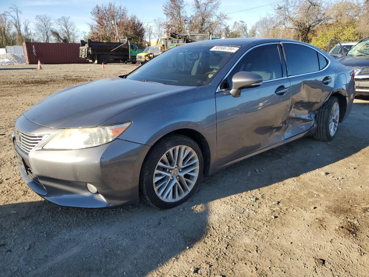 2013 Lexus ES - Image 1