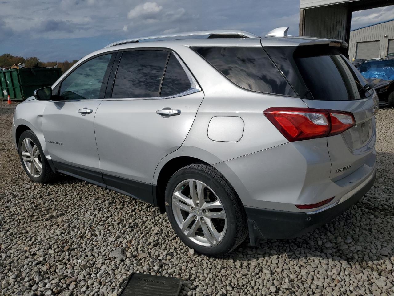 2018 Chevrolet Equinox - Image 2