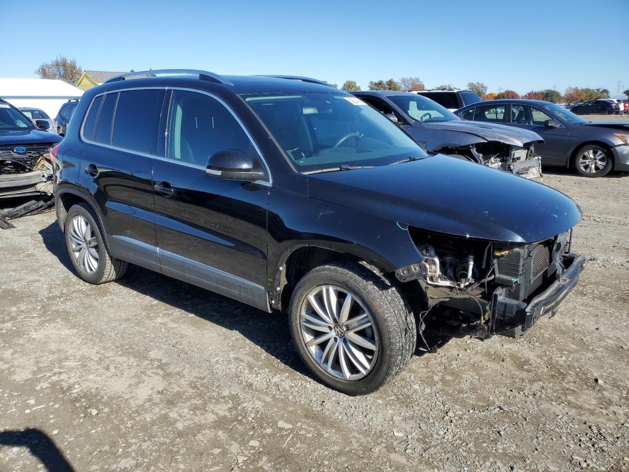 2016 Volkswagen Tiguan - Image 4