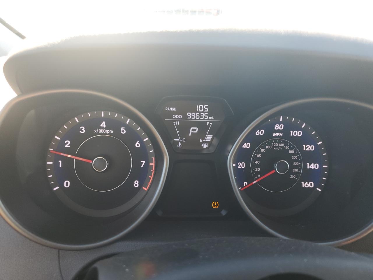 2013 Hyundai Elantra - Image 9