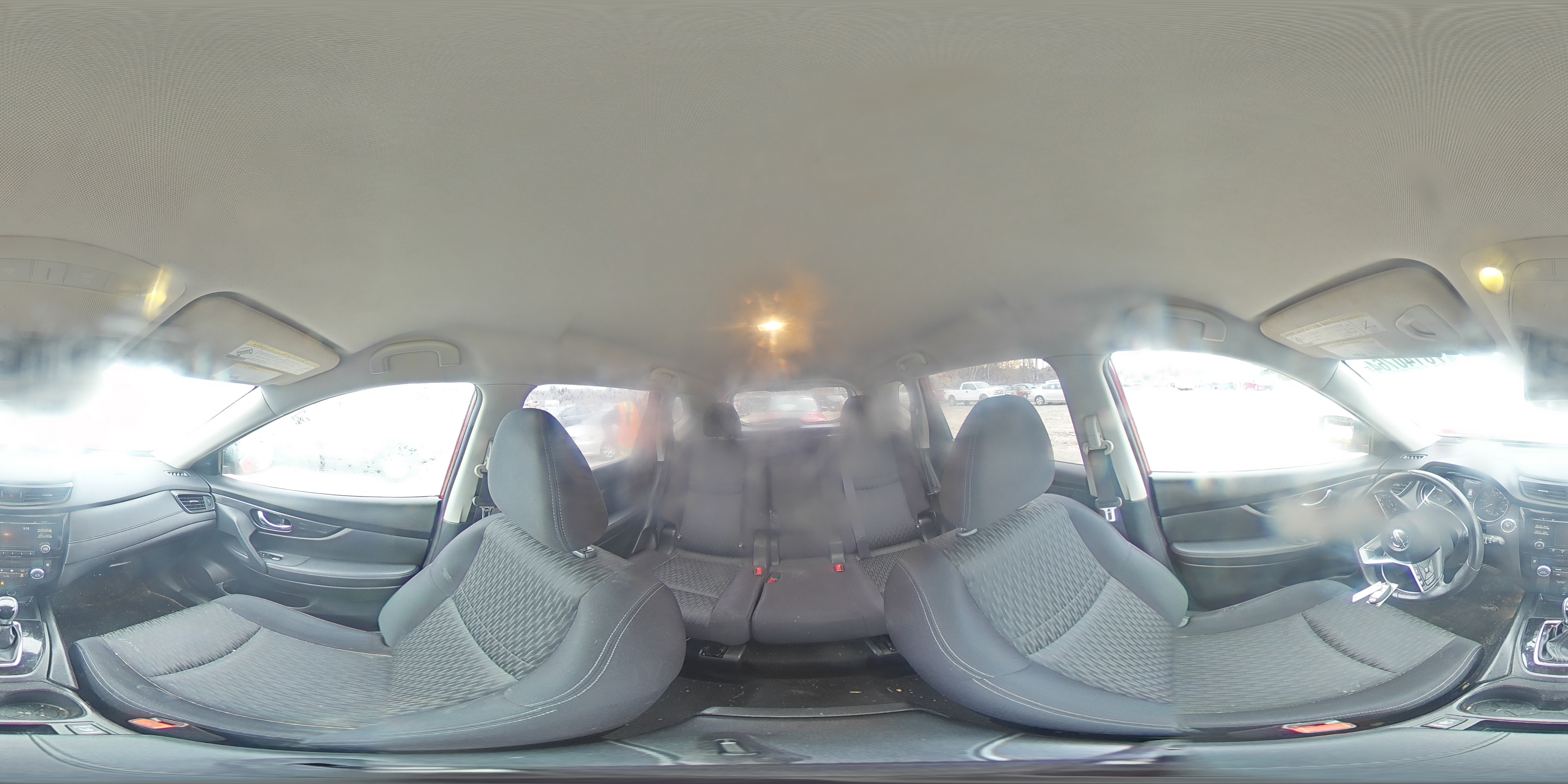 2017 Nissan Rogue - Image 13