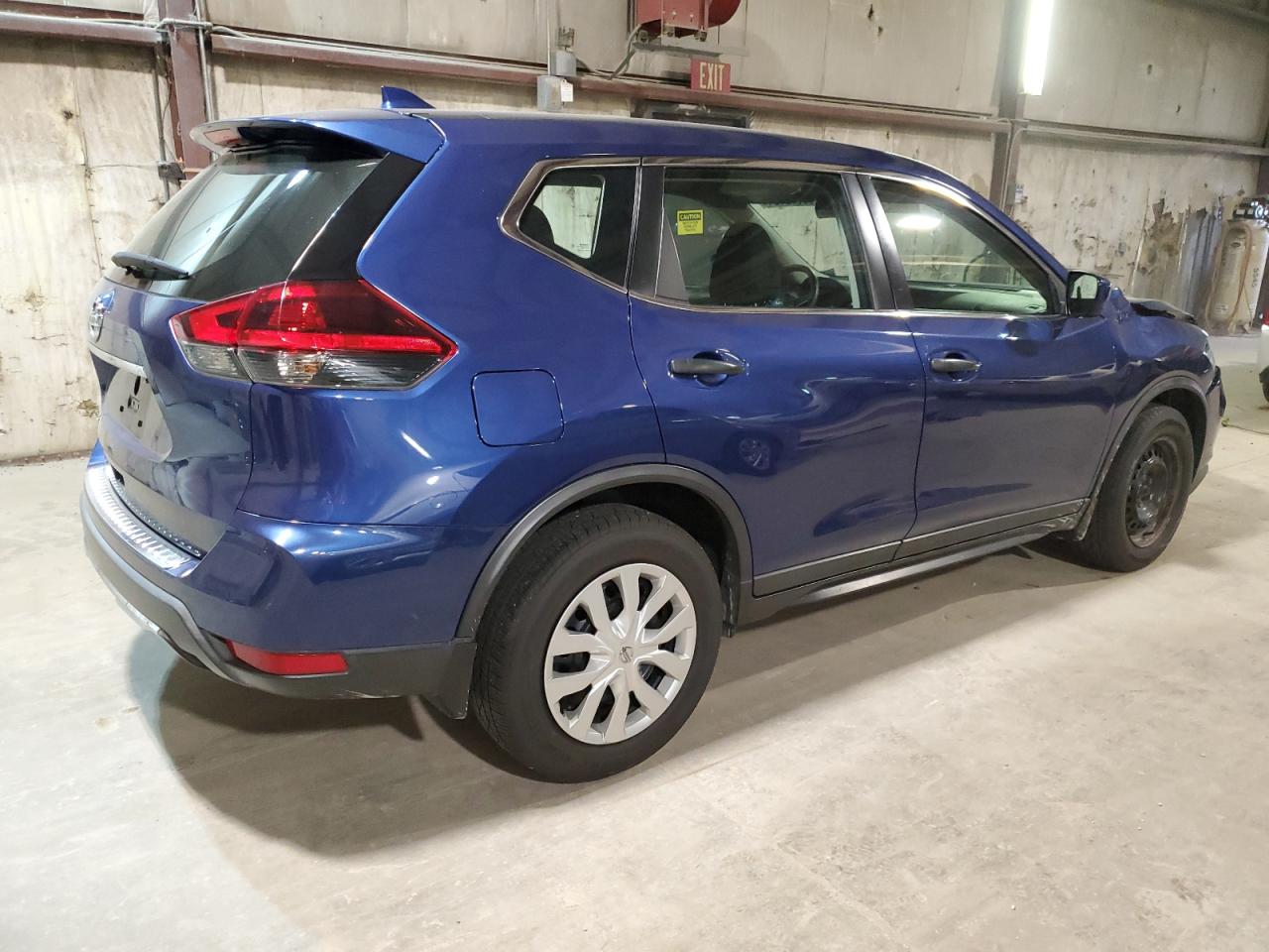 2018 Nissan Rogue - Image 3