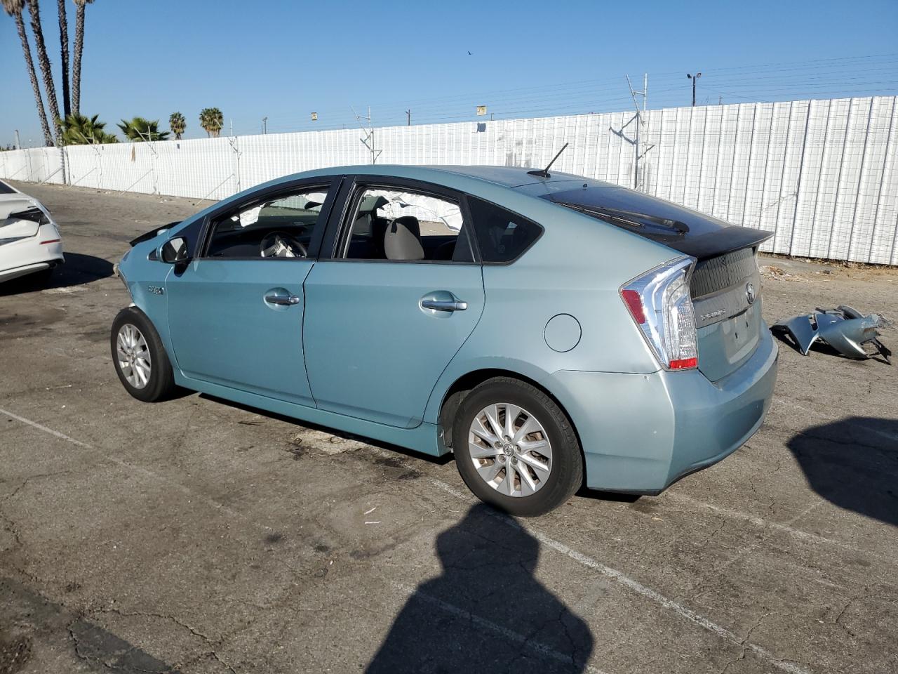 VIN JTDKN3DP6D3034113 2013 TOYOTA PRIUS no.2