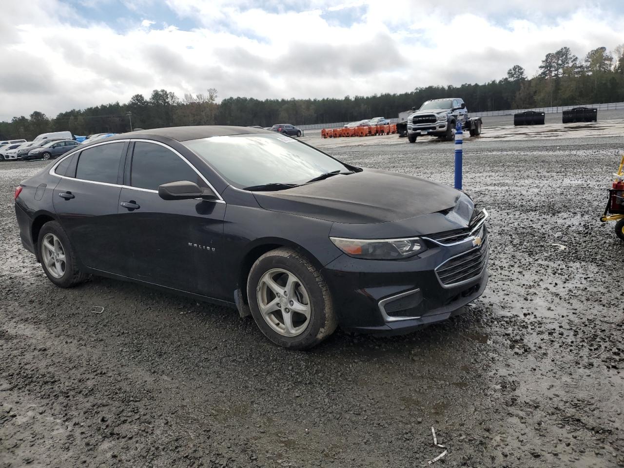 2016 Chevrolet Malibu - Image 4