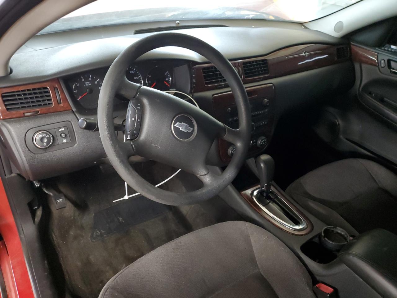 2009 Chevrolet Impala - Image 8