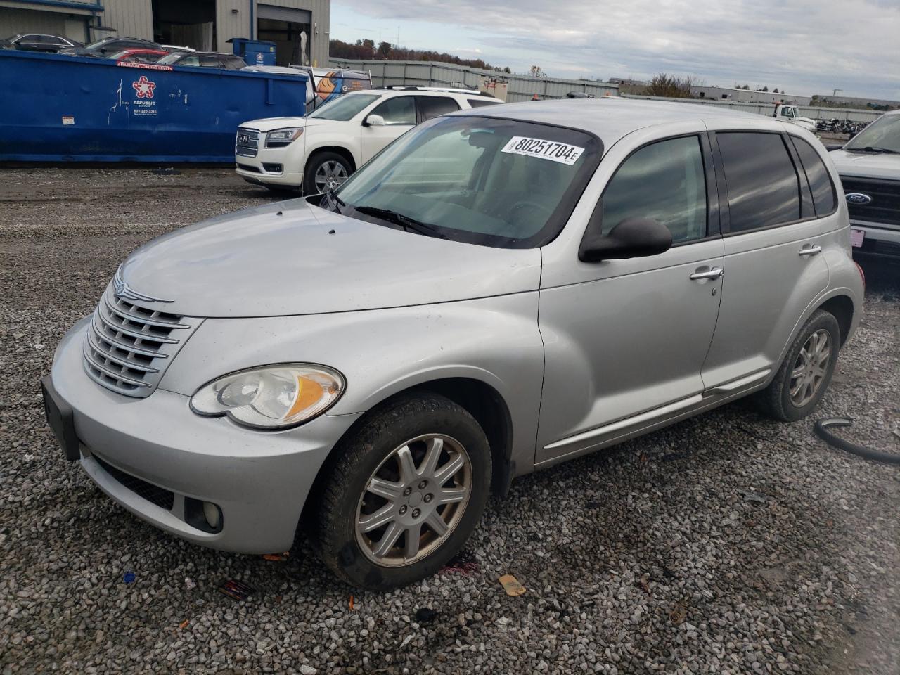 2010 Chrysler PT Cruiser - Image 1