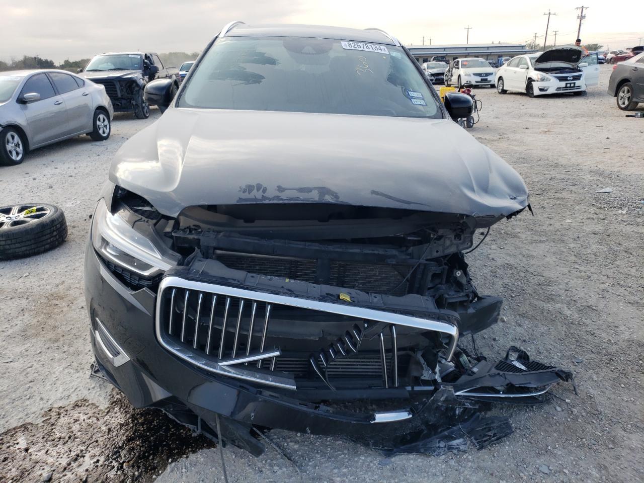 2018 Volvo XC60 - Image 5