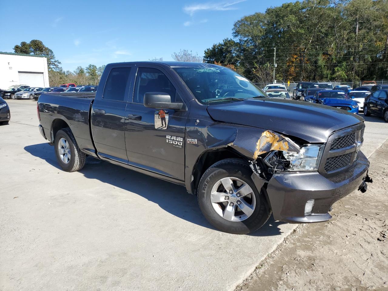 2019 RAM 1500 - Image 4
