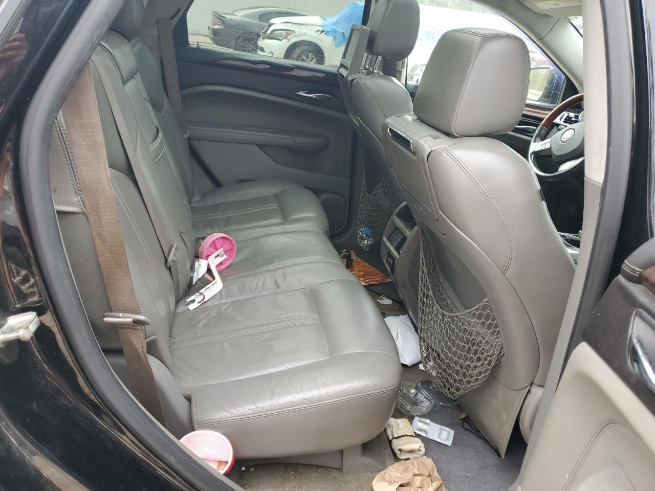 2010 Cadillac SRX - Image 11