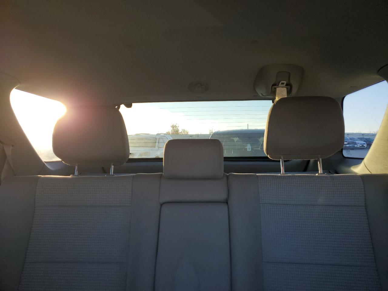 2009 Kia Sorento - Image 10