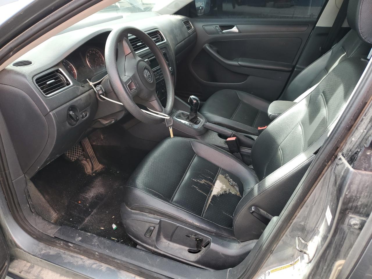 2014 Volkswagen Jetta - Image 7
