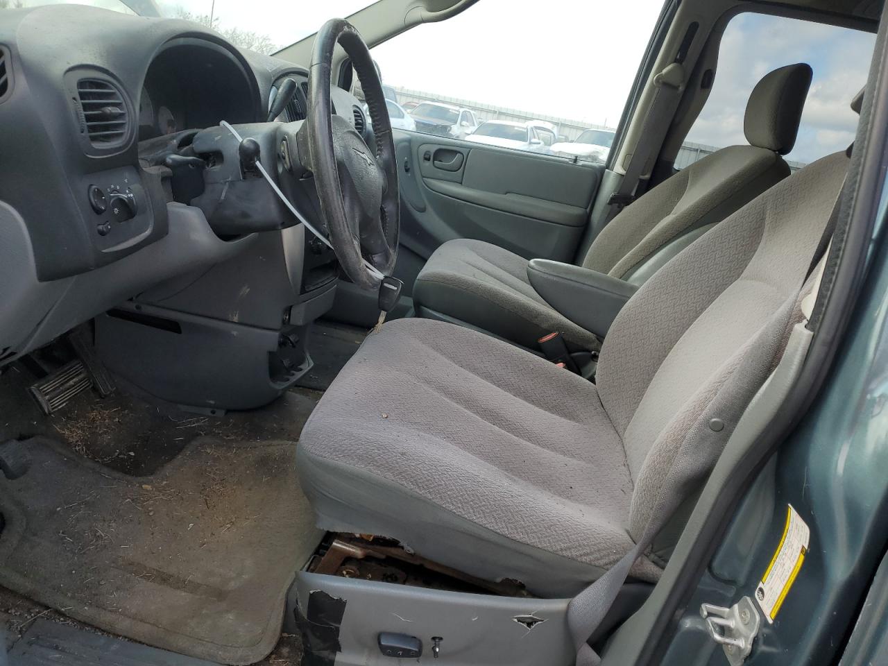 2007 Chrysler Town & Country - Image 7