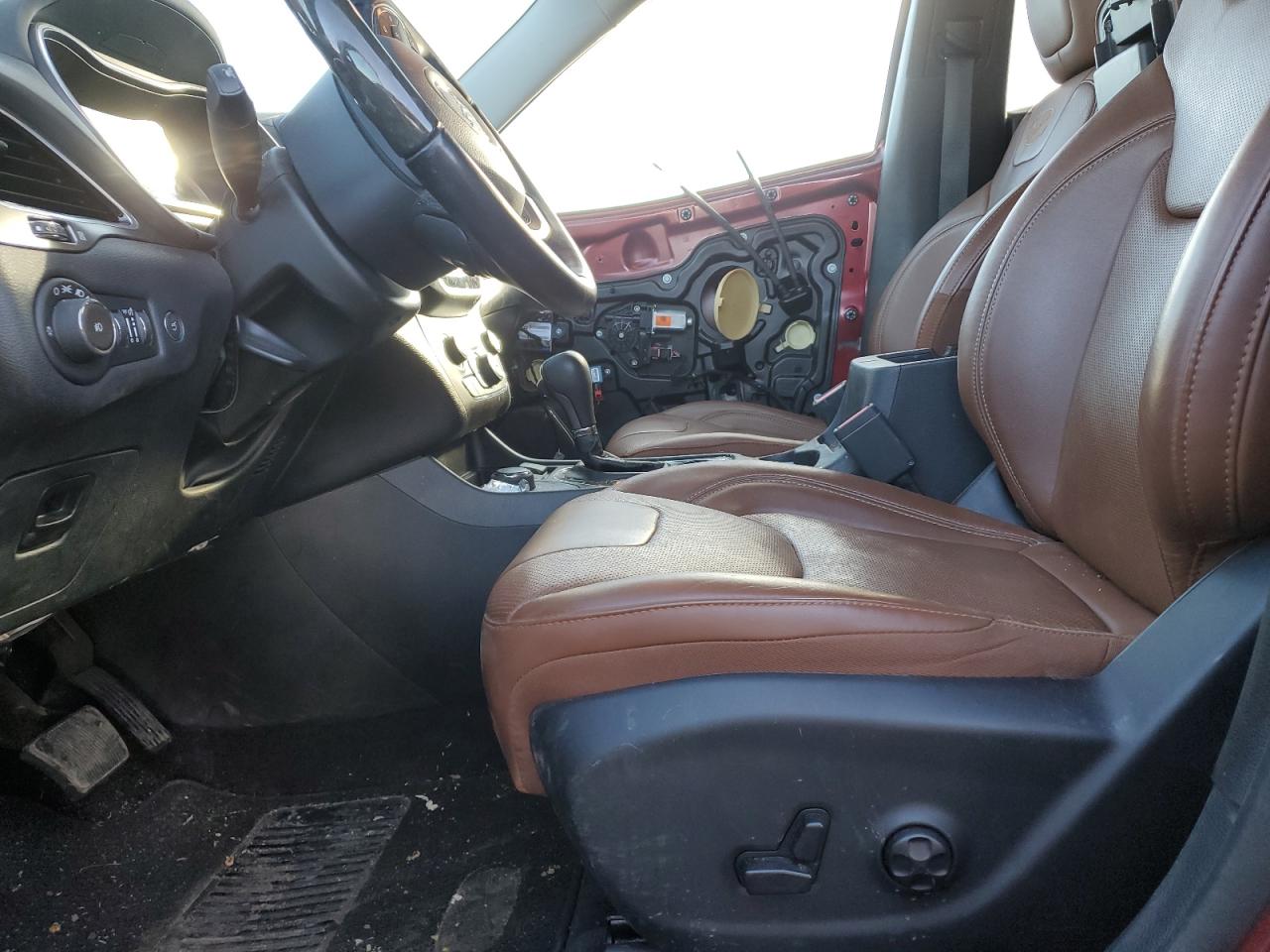 2019 Jeep Cherokee - Image 7