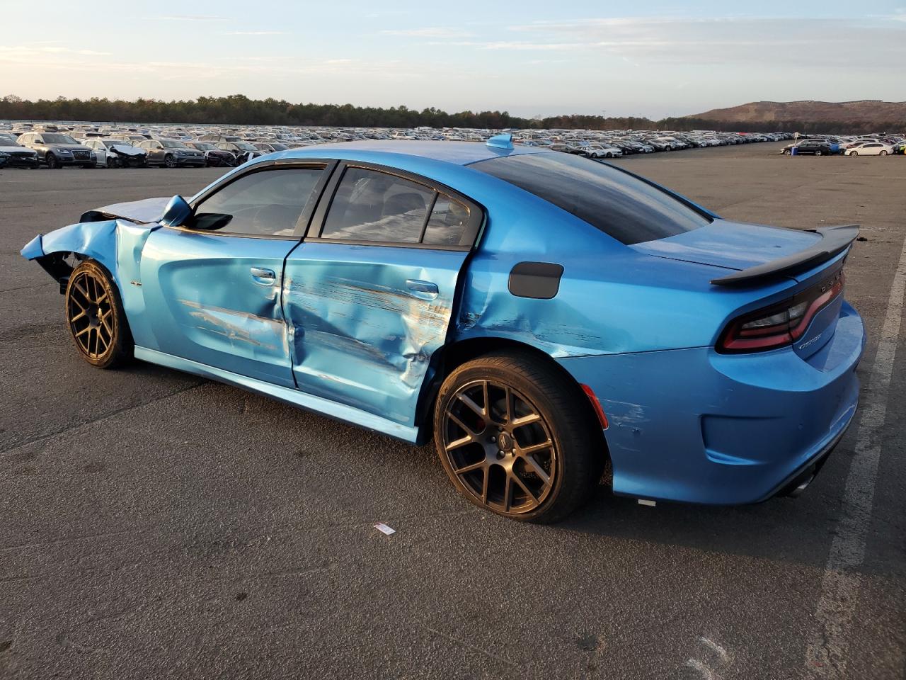 2019 Dodge Charger - Image 2