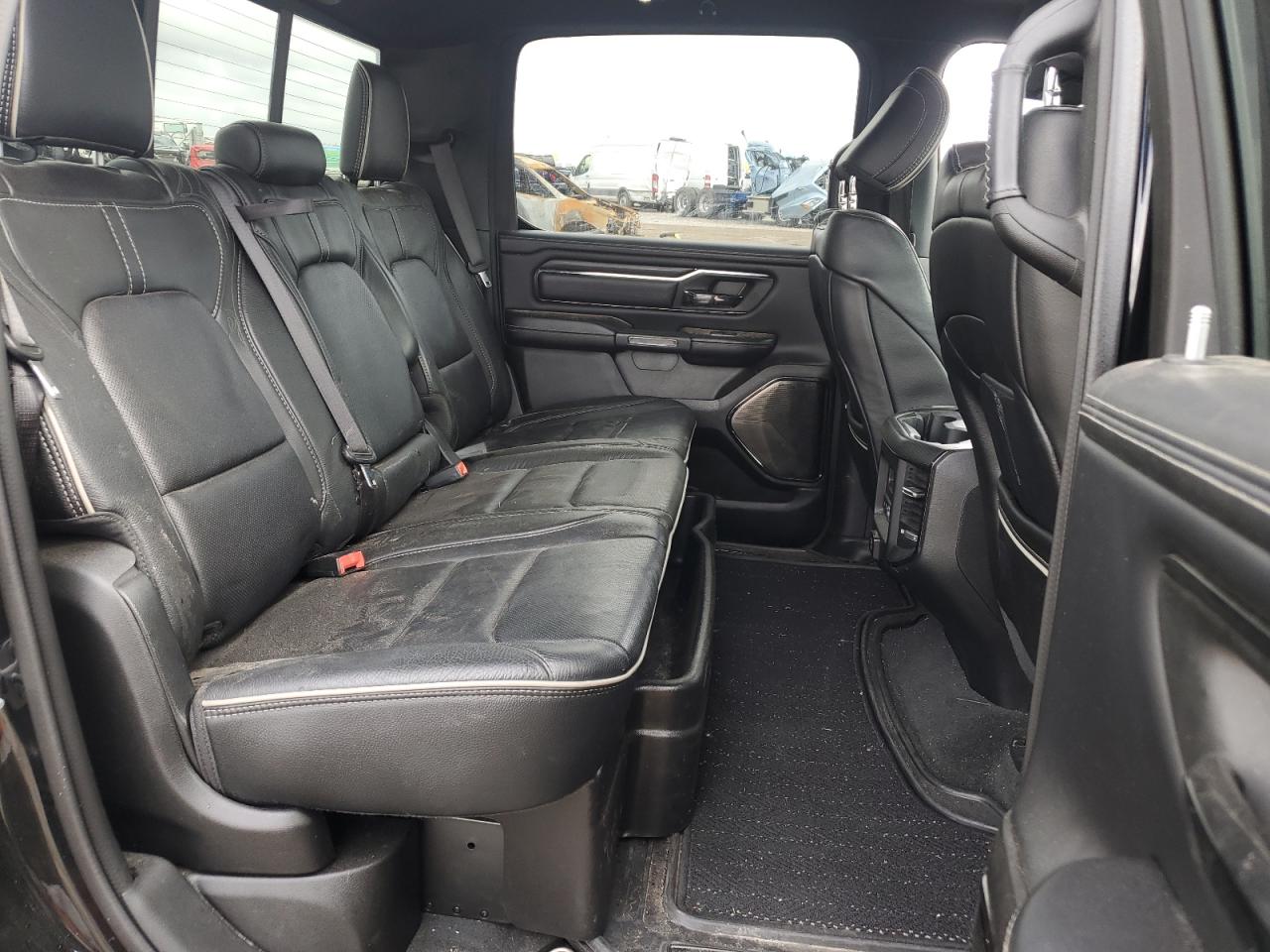 2022 RAM 1500 - Image 11