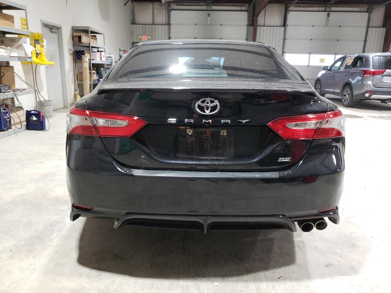 2018 Toyota Camry L VIN: 4T1B11HK4JU081530 Lot: 81317494