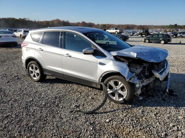 Паркетники FORD ESCAPE 2016 Сріблястий