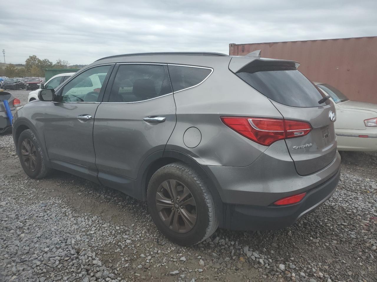 2015 Hyundai Santa Fe - Image 2