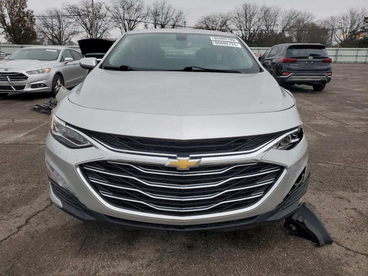 2019 Chevrolet Malibu - Image 5