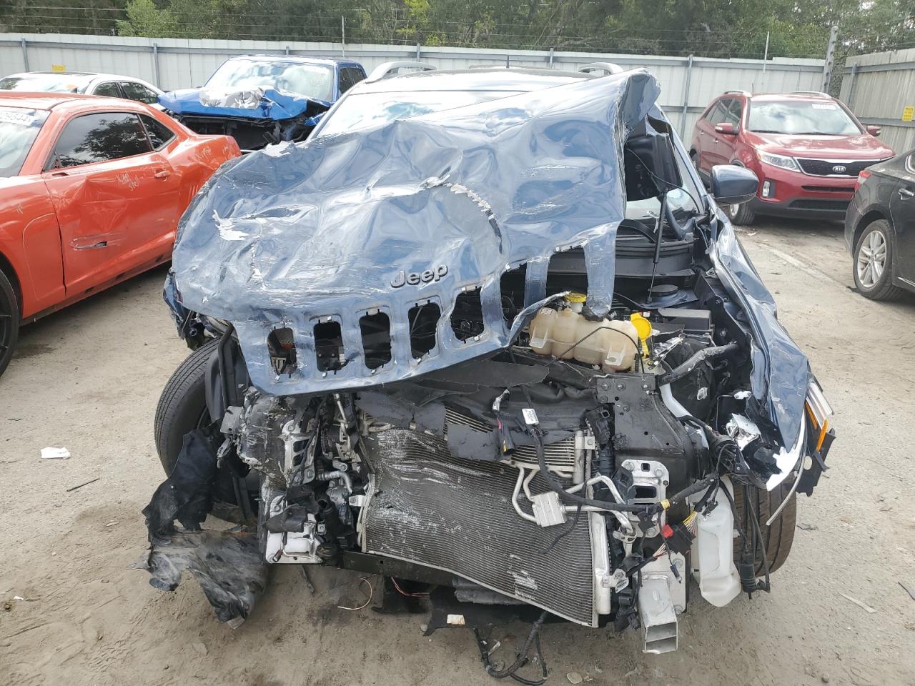2019 Jeep Grand Cherokee - Image 5
