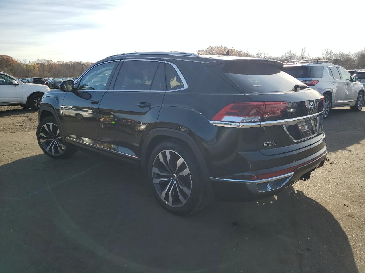 2021 Volkswagen Atlas Cross Sport Sel R-Line VIN: 1V2SE2CAXMC212580 Lot: 79610504