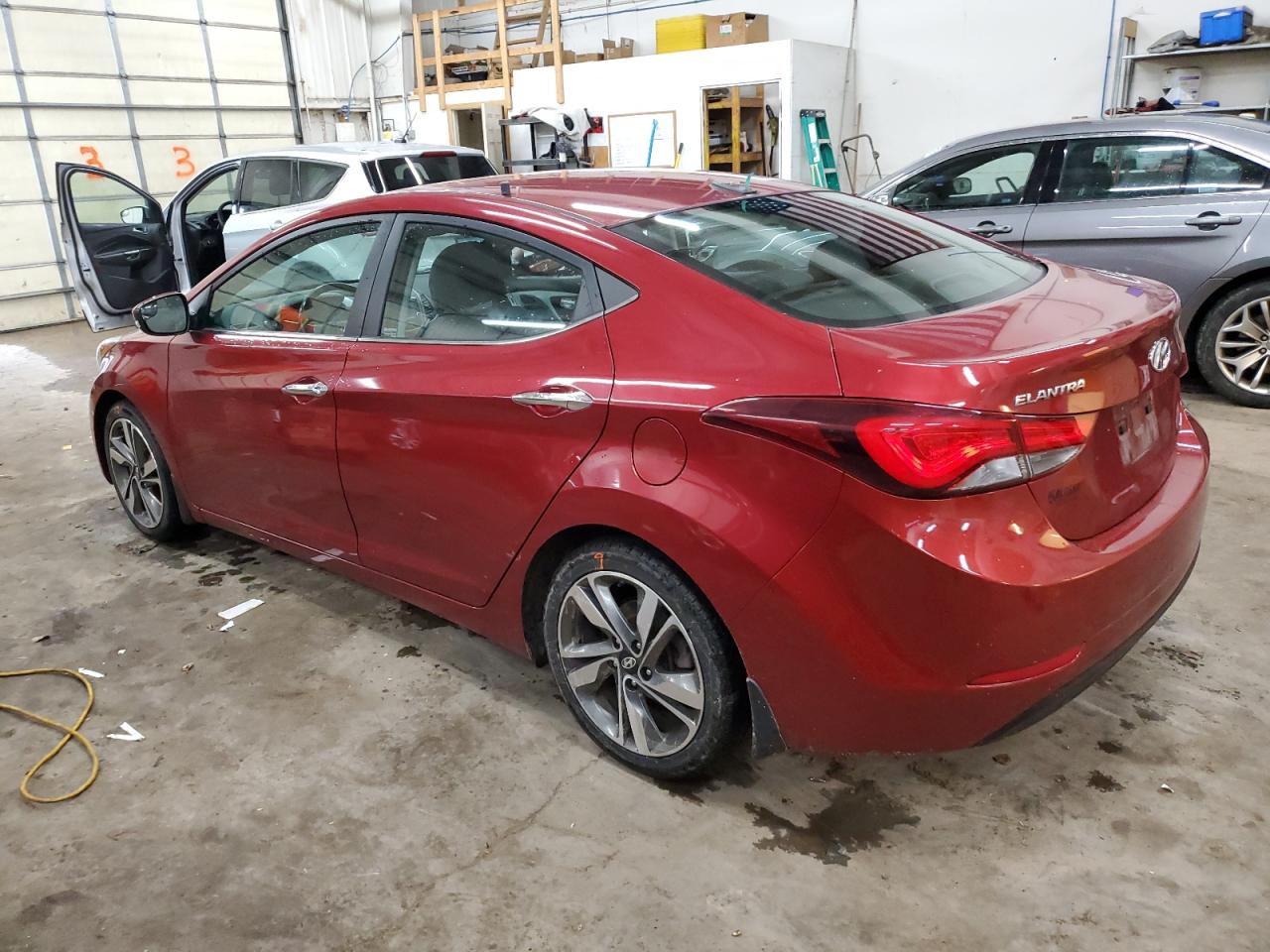 2015 Hyundai Elantra - Image 2