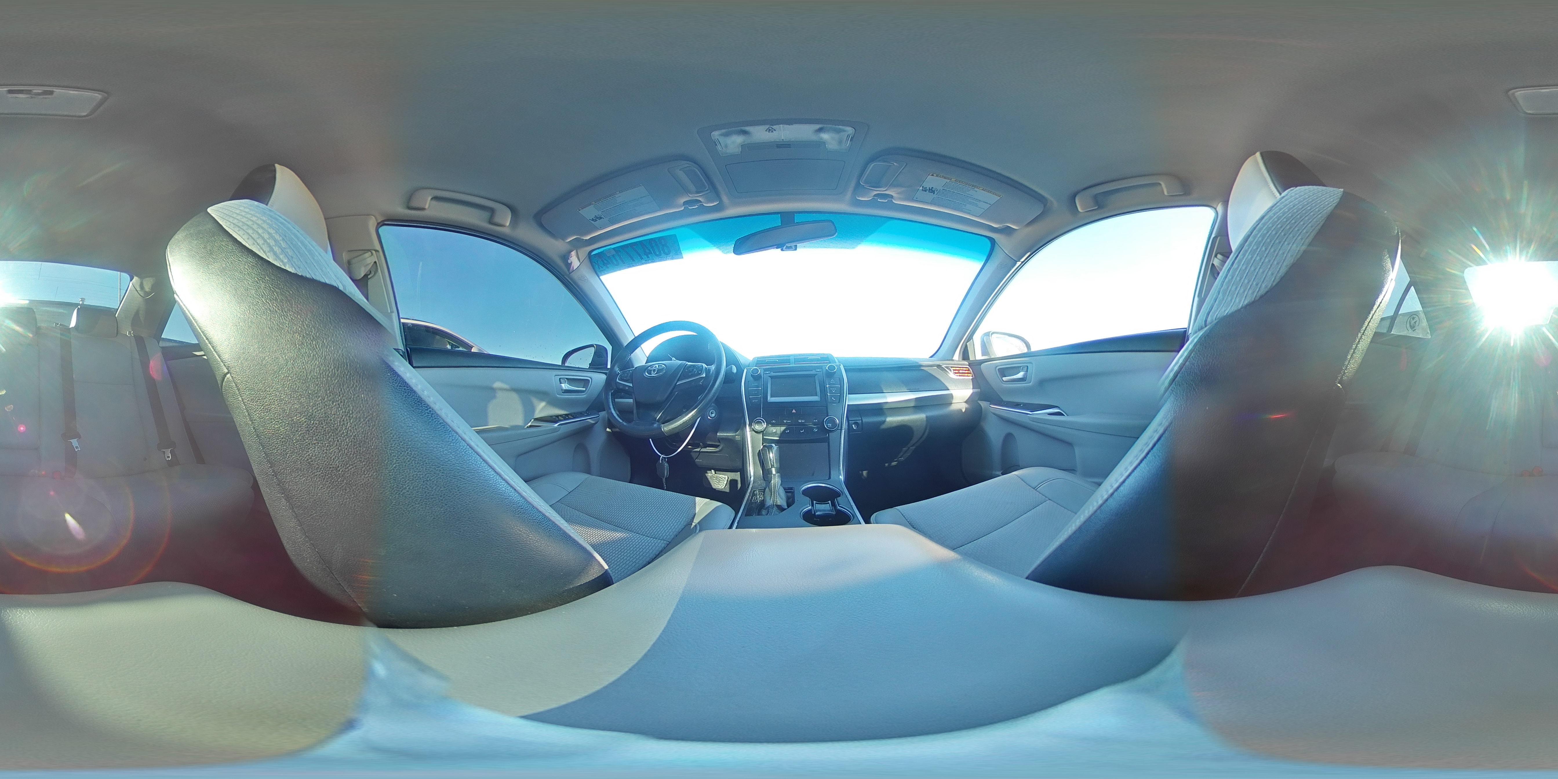 2016 Toyota Camry - Image 14
