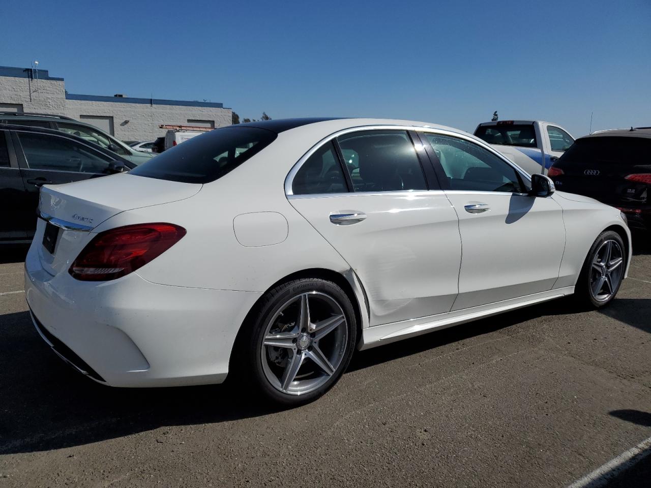 VIN 55SWF4KBXFU027830 2015 MERCEDES-BENZ C-CLASS no.3