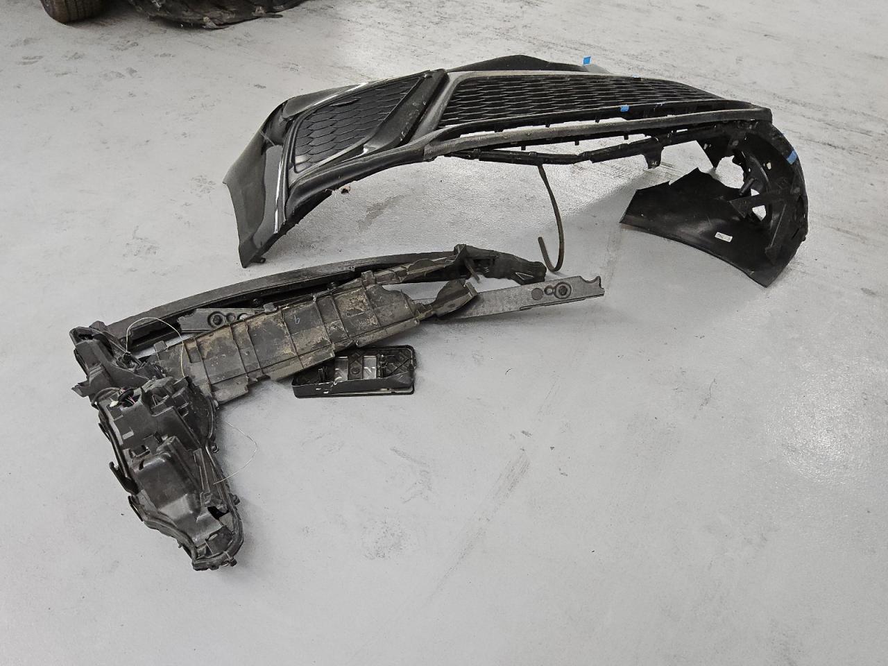 2022 Toyota Camry - Image 12