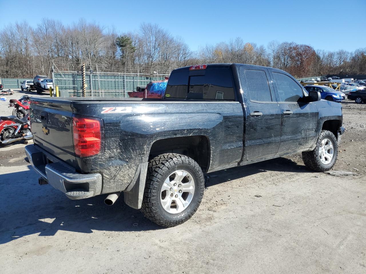 2014 Chevrolet Silverado - Image 3