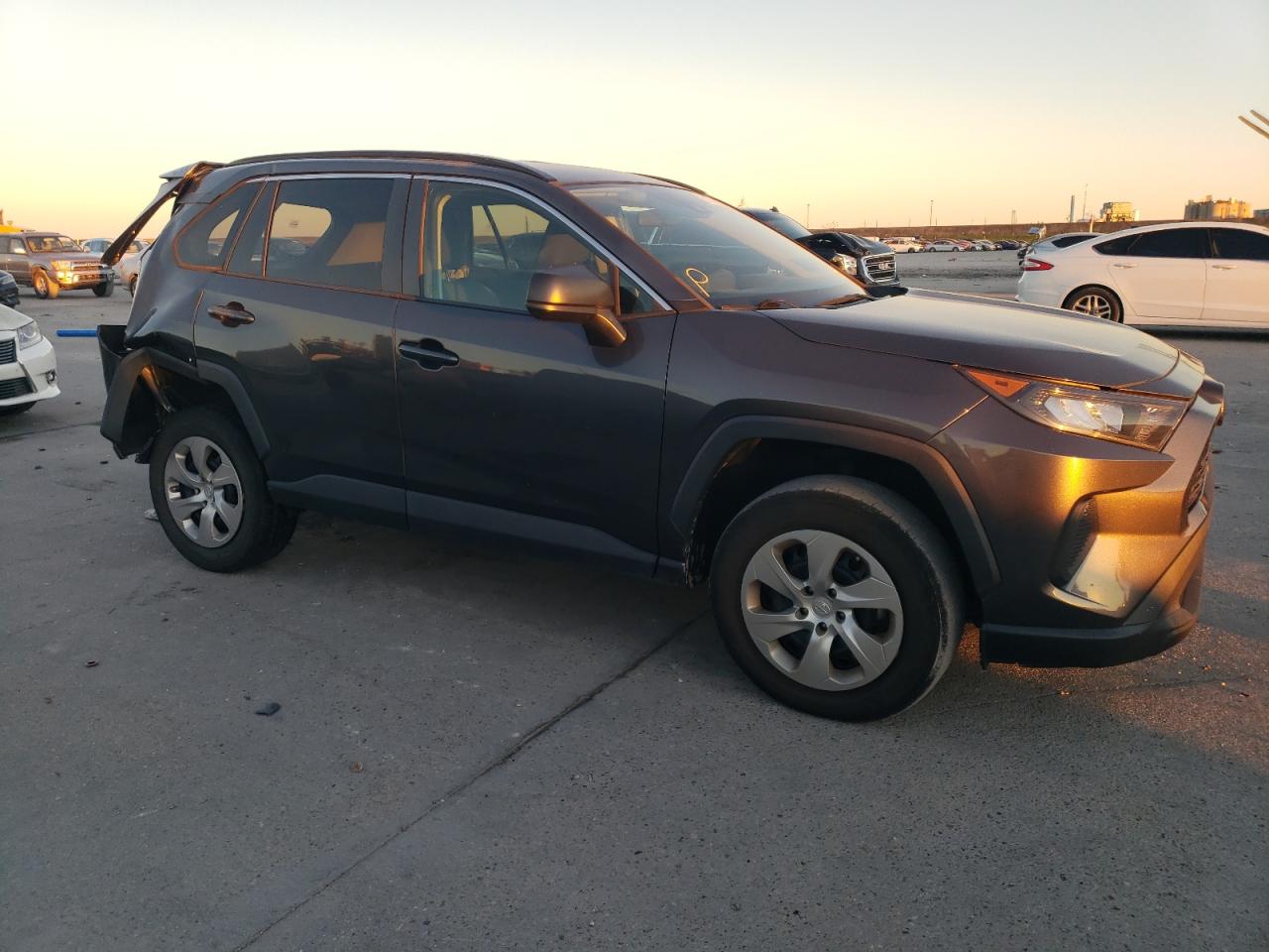 2020 Toyota RAV 4 - Image 4