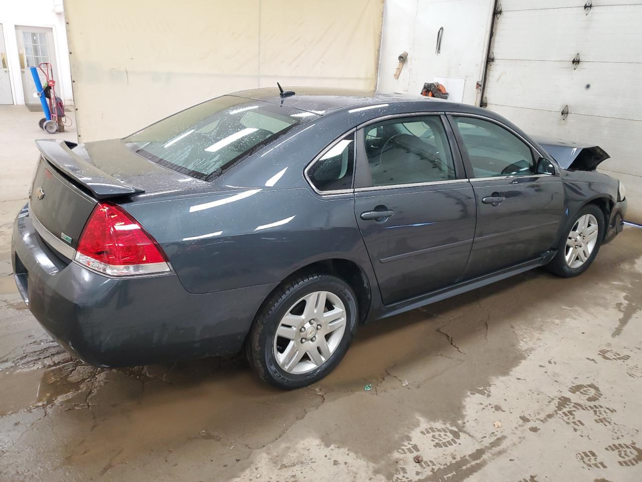 2011 Chevrolet Impala - Image 3