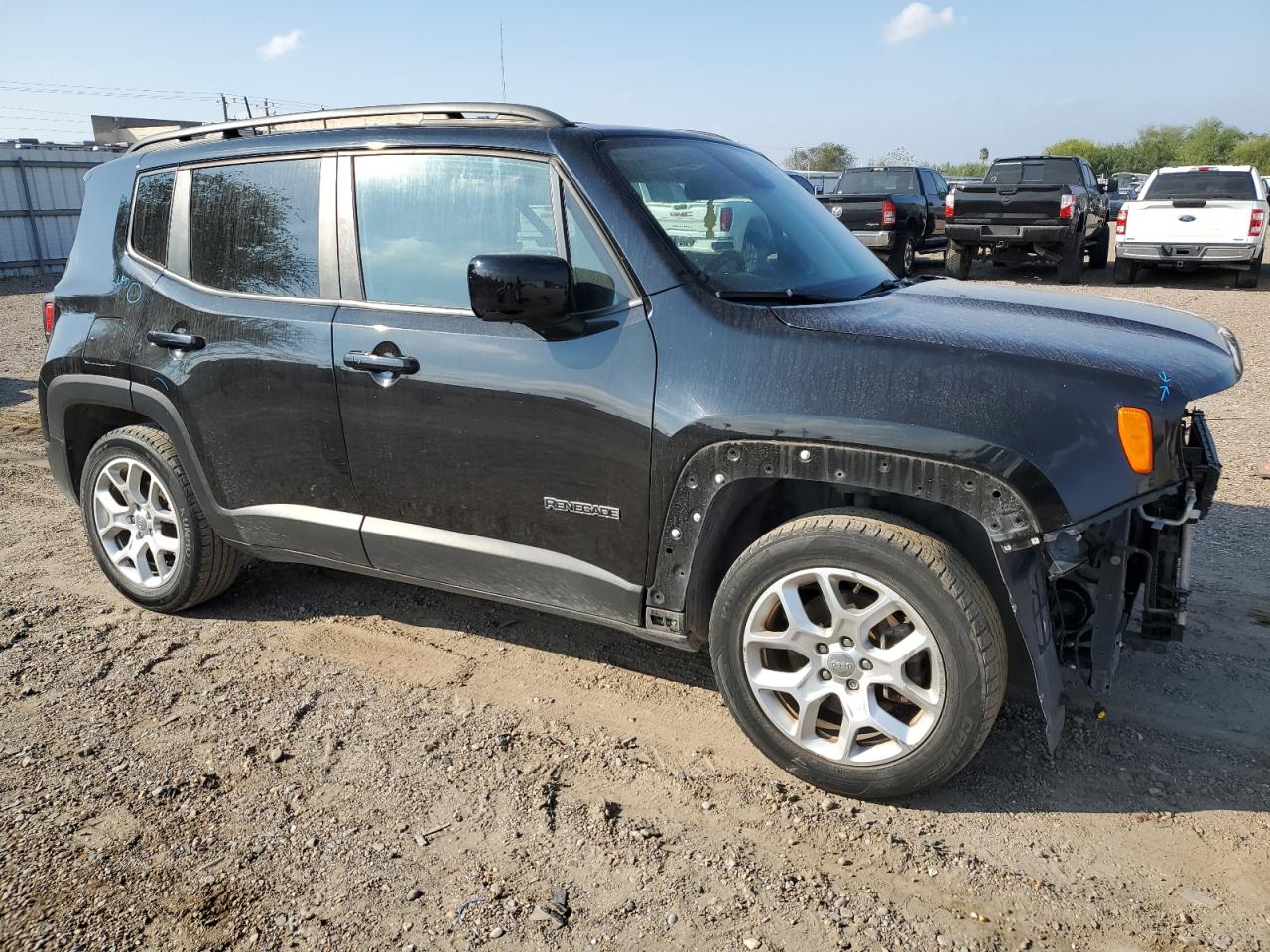 VIN ZACCJABB3JPJ20138 2018 JEEP RENEGADE no.4