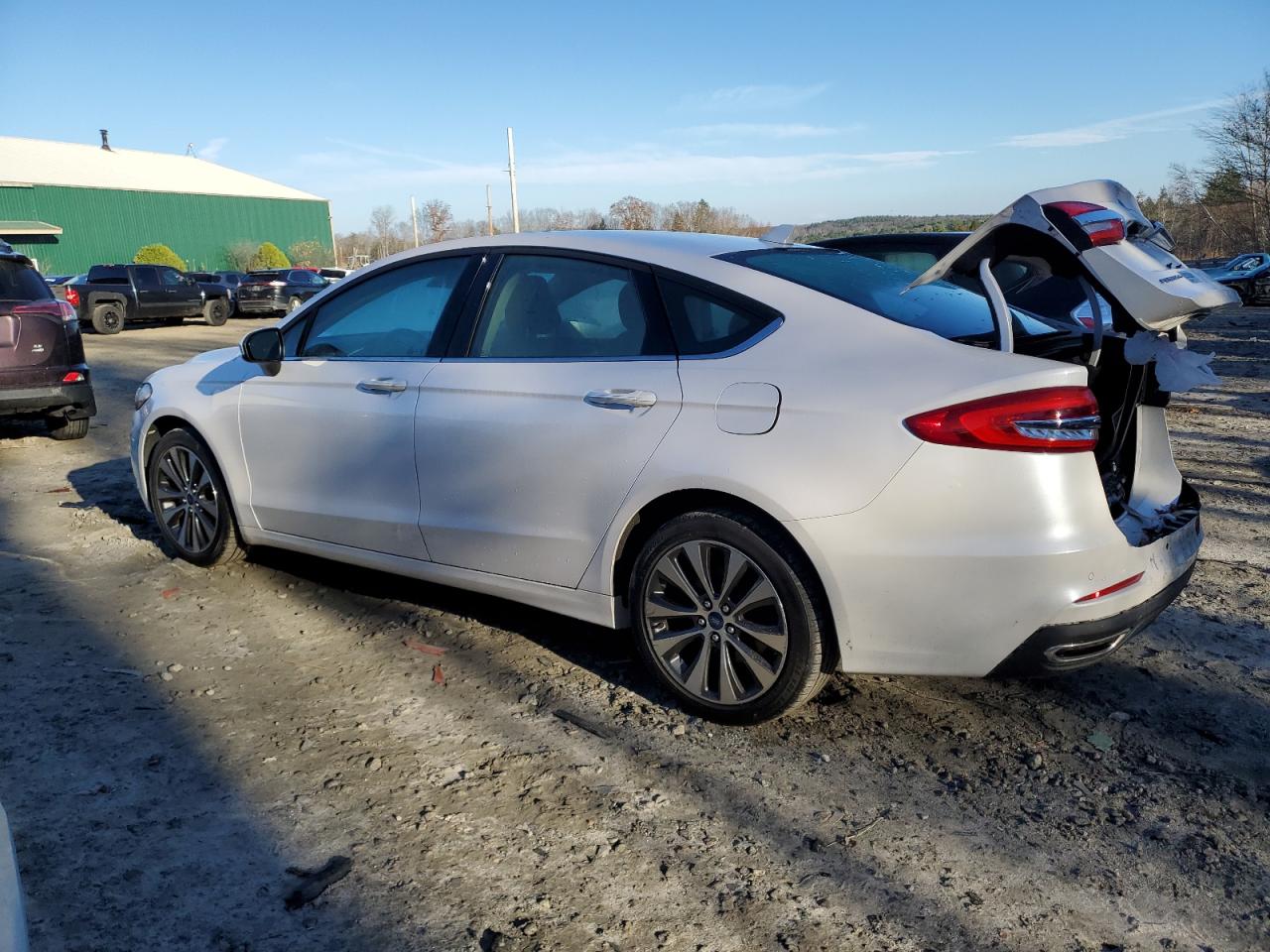2020 Ford Fusion - Image 2