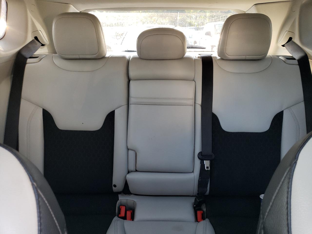 2019 Jeep Compass - Image 10